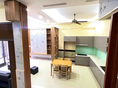 Nhà 4 lầu đẹp hiếm   ngang 7m   hẻm xe hơi 8m   khu nhà giàu cao cấp 3