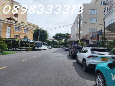 Bán nhà góc 2 mặt tiền 41 hoàng việt   út tịch, dt 6.2x16m, 6 tầng thang máy, khu vip sân bay quốc 2