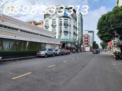 Bán nhà góc 2 mặt tiền 41 hoàng việt   út tịch, dt 6.2x16m, 6 tầng thang máy, khu vip sân bay quốc 1