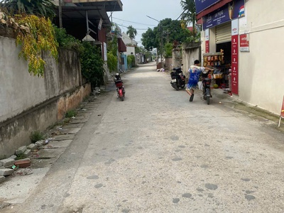 Bán đất 192.6m2 thôn xuân nộn đông anh - ô tô vào đất - giá 5x mầm non 1
