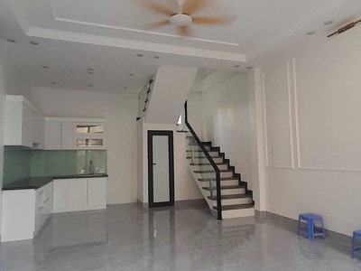 Bán nhà xây mới tinh , ngõ ô tô tại Cam Lộ , Hùng Vương , Hồng Bàng . 0