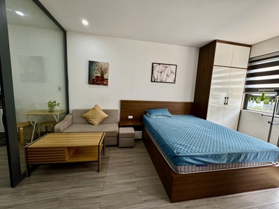 Cho thuê căn hộ 1 ngủ tách bếp giá chỉ 6tr tai KĐT Waterfront 1