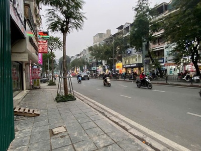 Mặt phố kinh đô thời trang, tt q đống đa, kinh doanh  cực đỉnh. là em phố chùa bộc 0