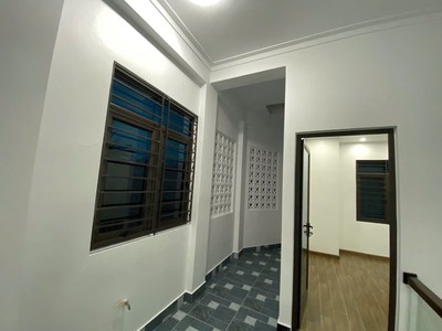 Bán nhà góc 3 tầng ngõ phố Khúc Thừa Dụ, ph Lê Thanh Nghị TP HP mới, 45m2, 3 ngủ, 3 vs 8