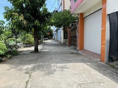 Cần bán 78,5m2 đất tập thể Viện Rau A - Trâu Quỳ - Phường Gia Lâm. Đường ô tô tránh, mặt sau thoáng 3
