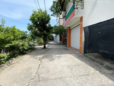 Cần bán 78,5m2 đất tập thể Viện Rau A - Trâu Quỳ - Phường Gia Lâm. Đường ô tô tránh, mặt sau thoáng 4