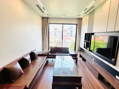 Bán nhà mặt phố Mai Dịch Cầu Giấy đối diện chợ Đồng Xa kinh doanh đỉnh 3