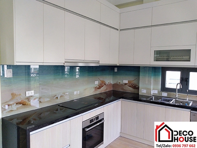 Kính ốp bếp 3D giúp tăng thẩm mỹ không gian bếp 0