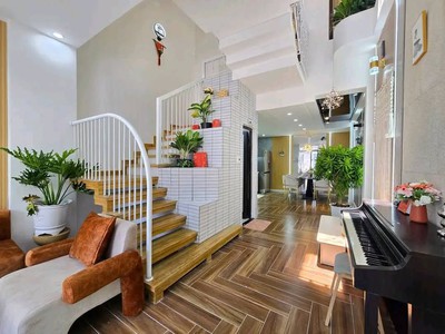 Nhà Trung Tâm Gần Chợ - 1 Trệt 2 Lầu - Đầy Đủ Tiện Nghi - Giá Tốt 5