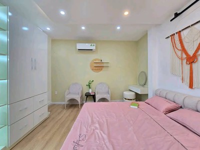 Nhà Trung Tâm Gần Chợ - 1 Trệt 2 Lầu - Đầy Đủ Tiện Nghi - Giá Tốt 6