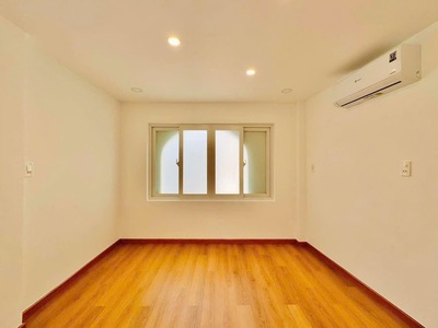 Nhà 5 tầng lô góc   full nội thất   khu VIP Phú Nhuận chỉ 5.99 tỷ 1