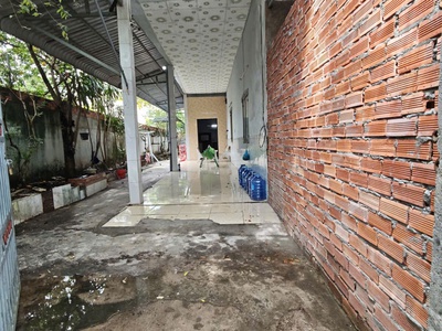 Nhà 6 triêụ 4 phòng ngủ võ văn kiệt nơi có khuôn viên 0