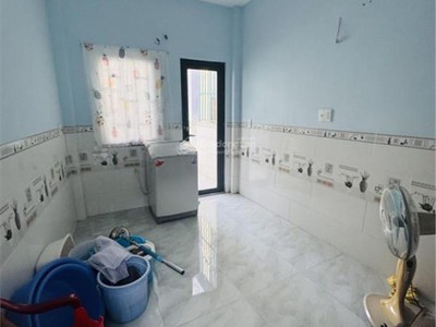 Bán nhà vườn lài   tân phú, 3 tầng 78m   5x15m  giá chỉ 6 tỷ... 1