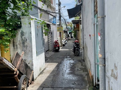 Núi thành, 125m ngang 5m, vuông vức. chỉ 5ty2. bán đất tặng dãy trọ. 0