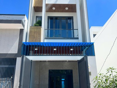 Chính chủ cần bán nhà 3 TẦNG MT TP TÂN AN,  2 TỶ 6. Gần AEON MALL 0