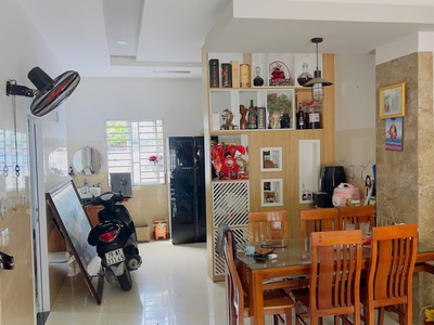 Hót  hót  hót   nhà đẹp - đầu tư sinh lời -  chủ cần bán nhanh 1