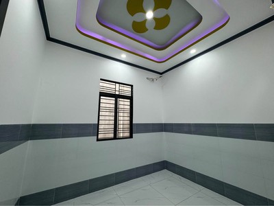 Thanh lý nhà cấp 4 giáp gần bến xe quận 8 - 100m2 - giá 720 triệu bình chánh tphcm 1