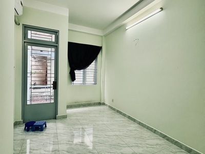 Nguyễn trọng tuyển, tb   hiếm gặp   36m2   3 tầng   cạnh hẻm xe tải   chỉ 5.x tỷ 0