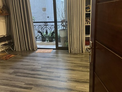 Bán nhà đẹp ngõ 59 phố quan hoa   61m2    sân rộng   ở ngay   giá chỉ 15 tỷ 2