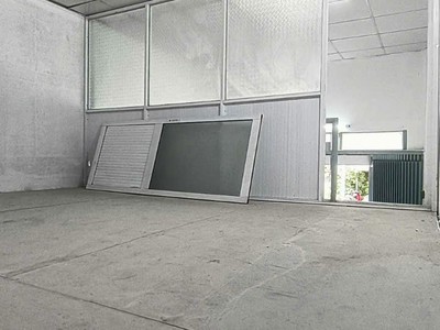 Nhà 5 triệu 1 phòng ngủ kdc 91b ô tô đậu trước nhà 4