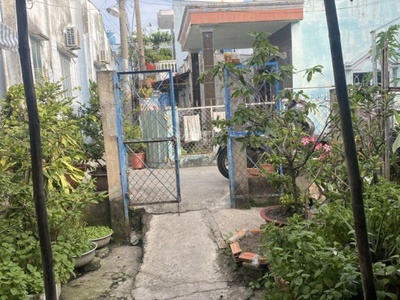 Bán đất tặng nhà nát phú định q. 8, 5.5x19m, shr tiện xây sửa mới, chỉ 3.5 tỷ 0