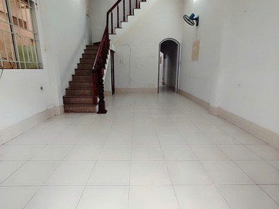 Cho thuê nhà 7 triệu 3phòng ngủ đề thám thuận lợi cho việc kinh doanh 1