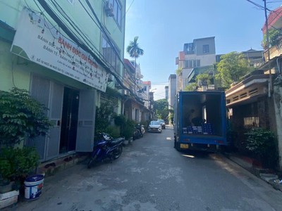 Bán nhà cấp 4 ngọc thụy   long biên - 11.9 vnđ - em huyền: 936.072.396 0