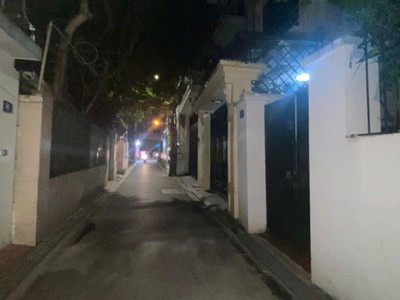 Bán đất ngọc thụy   84m    giá 15,2 tỷ   ô tô tránh   gần phố cổ 1