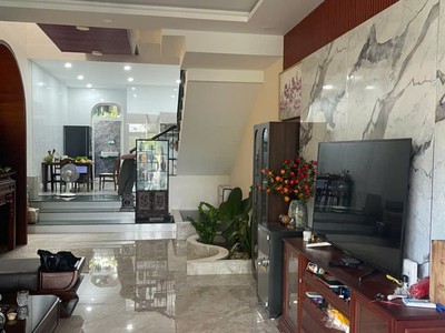 Cơ hội hiếm có - chỉ 11 tỷ - nhà 2 tầng đảo vip hòa xuân. 0