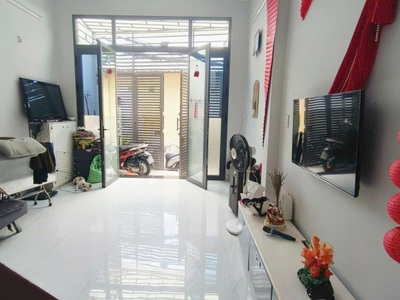 Bán nhà 2 tầng hẻm xe tải hiệp phú   gần vincom lê văn việt   50m  vuông vức   chỉ 5.4 tỷ 2