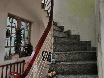 Bán gấp nhà phân lô   ô tô đỗ cửa   30m ra phố   kinh doanh tốt - dòng tiền ổn định - giá chỉ nhỉnh 4
