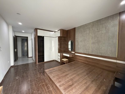 Bán nhà ngọc thụy   ô tô 7 chỗ vào tận nhà   full nội thất   gần phố   giá chỉ 11 tỷ 2