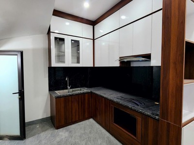 Bán nhà ngọc thụy   ô tô đỗ cổng   nhà mới 5 tầng   giá hơn 6 tỷ 3