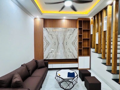Nhà đẹp cổ nhuế   30m  x 5 tầng   mặt tiền rộng 6m - gần ô tô   giá chỉ 6,9 tỷ 0