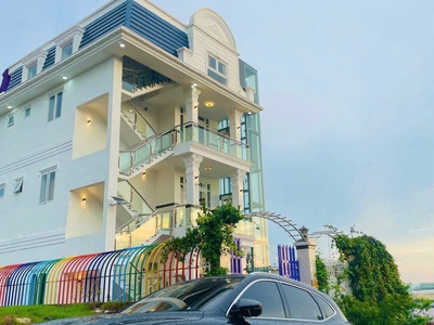 Cho thuê villa cao cấp đà lạt, lâm viên - view thông, nhà lồng, thang máy, xe 45 chỗ - 30 0