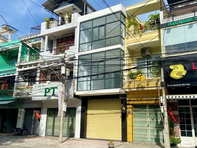 Bán nhà 3 tầng mặt tiền ngô gia tự, gần chợ xóm mới, tp nha trang. 125.2m2 diện tích: 125,2m2, 0
