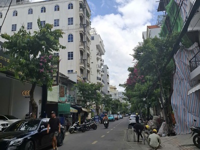 Khu kiều đàm trần xuân soạn, 7.1tỷ, dt 60m2, nhà đẹp 3 tầng, hẻm ôtô đậu cửa, gần lotte mart 0