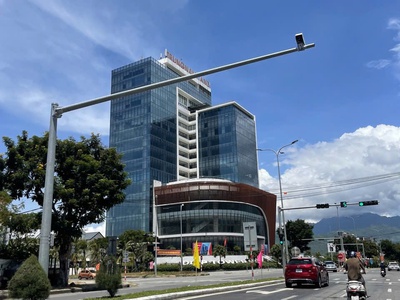  bán nhà mặt tiền nguyễn lương bằng   liên chiểu        nhà cấp 4, 74m  vuông vức, mặt tiền đường 0