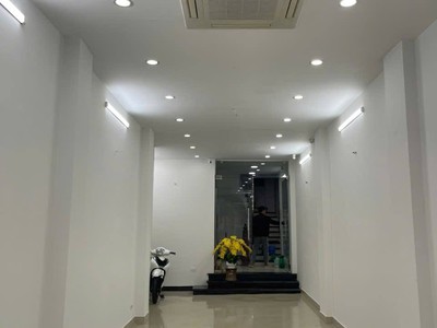 Bán nhà mặt phố Kim Ngưu, Hai Bà Trưng, tiện kinh doanh 7 tầng 68m2 giá 36.8 tỷ 2