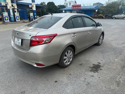 Chính chủ bán xe Toyota vios 2016 màu cát vàng số sàn 2