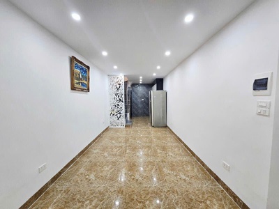 Siêu phẩm TÂY HỒ   30m  x 6 TẦNG  ngõ thông   2 MẶT THOÁNG   CÁCH HỒ TÂY 5 phút đi bộ 1
