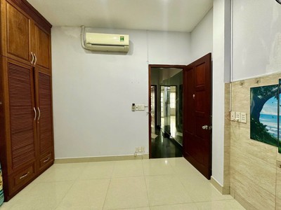 Giáp quận 1-nguyễn hữu cảnh-46m  4 x 11.6 -2 tầng-cchỉ 7.3 tỷ 4