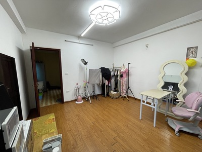 Nhà mỹ đình, lô góc, dân xây 40m2, 5 tầng, chào 7.1 tỷ có thương lượng 2
