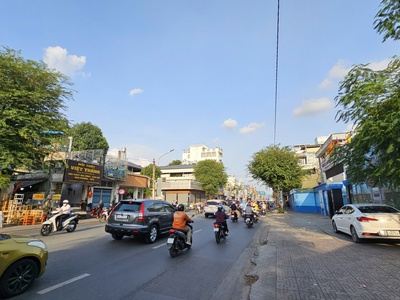Bán nhà mặt tiền kinh doanh 146 bis trường chinh, dt 5 x 18m, 4 tầng, ngã tư bảy hiền. tân bình 2