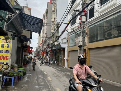 Nhà mỹ đình, lô góc, dân xây 40m2, 5 tầng, chào 7.1 tỷ có thương lượng 0