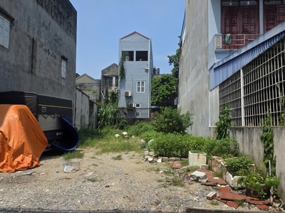 Mặt tiền 8m, lô đất chính Giữa Chợ Thái, Trung Tâm Tp Thái Nguyên. Đường ô tô tận đất 2