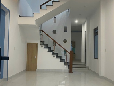 Bán nhà vĩnh ngọc nha trang dt:87m2 ngang 5,3m giá chỉ 2,7tỉ bớt lộc cho khách thiện chí  mọi 0