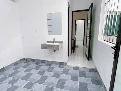 Cần bán gấp   nhà 3 tầng mới xây   ngõ đường hùng vương   chỉ việc xách vali về ở.giá chỉ nhỉnh 1 tỷ 1