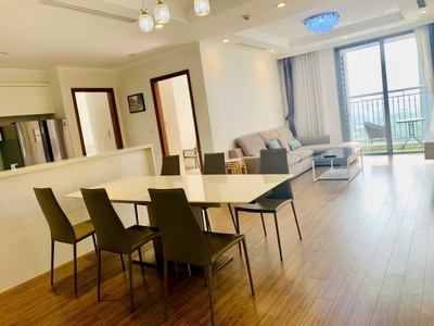 Cho thuê ch park hill timecity : 151m2 3 mặt thoáng, full đồ, 4 ngủ, 3 wc, đã có phí dv, vào ở luôn 0