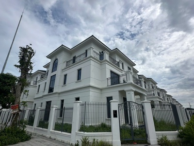 Siêu phẩm biệt thự 3 tầng 2 mặt tiền view khu trung tâm hành chính tỉnh Thanh Hóa 1